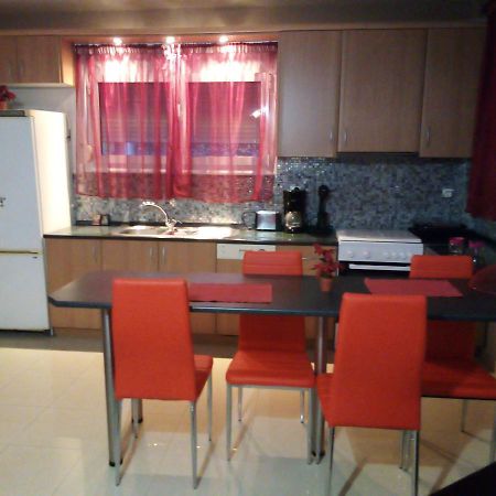 Vila Alegria Nea Iraklitsa ภายนอก รูปภาพ