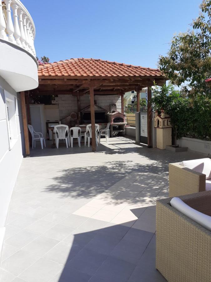 Vila Alegria Nea Iraklitsa ภายนอก รูปภาพ