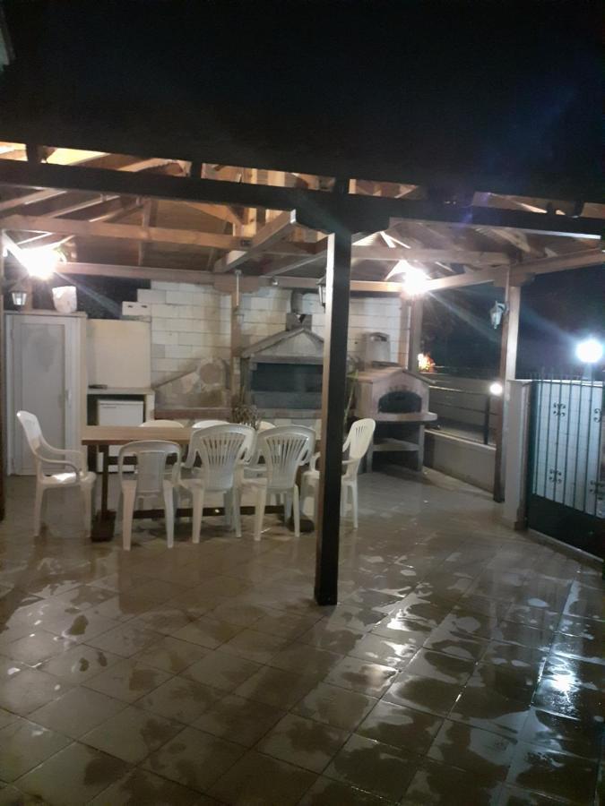 Vila Alegria Nea Iraklitsa ภายนอก รูปภาพ